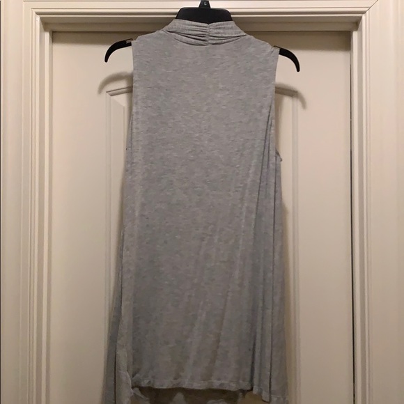 Motherhood maternity sleeveless top - Picture 2 of 3